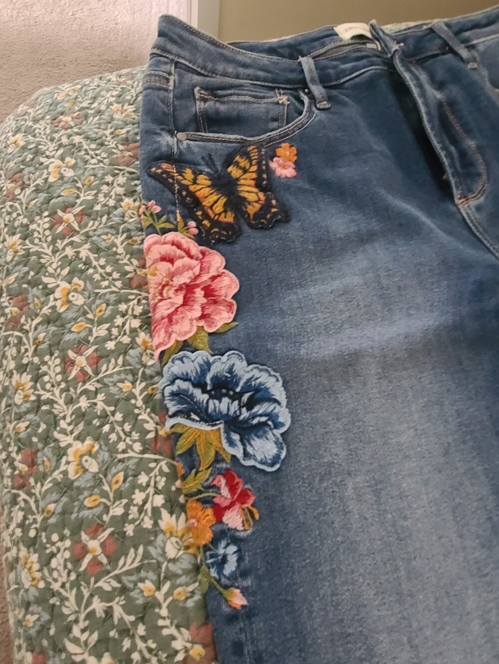 Driftwood Embroidered Butterfly & Floral Jeans Size 31 Boho Designer Denim